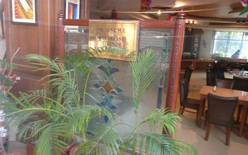 Hotel Raj Hans, Faridabad Exteriér fotografie