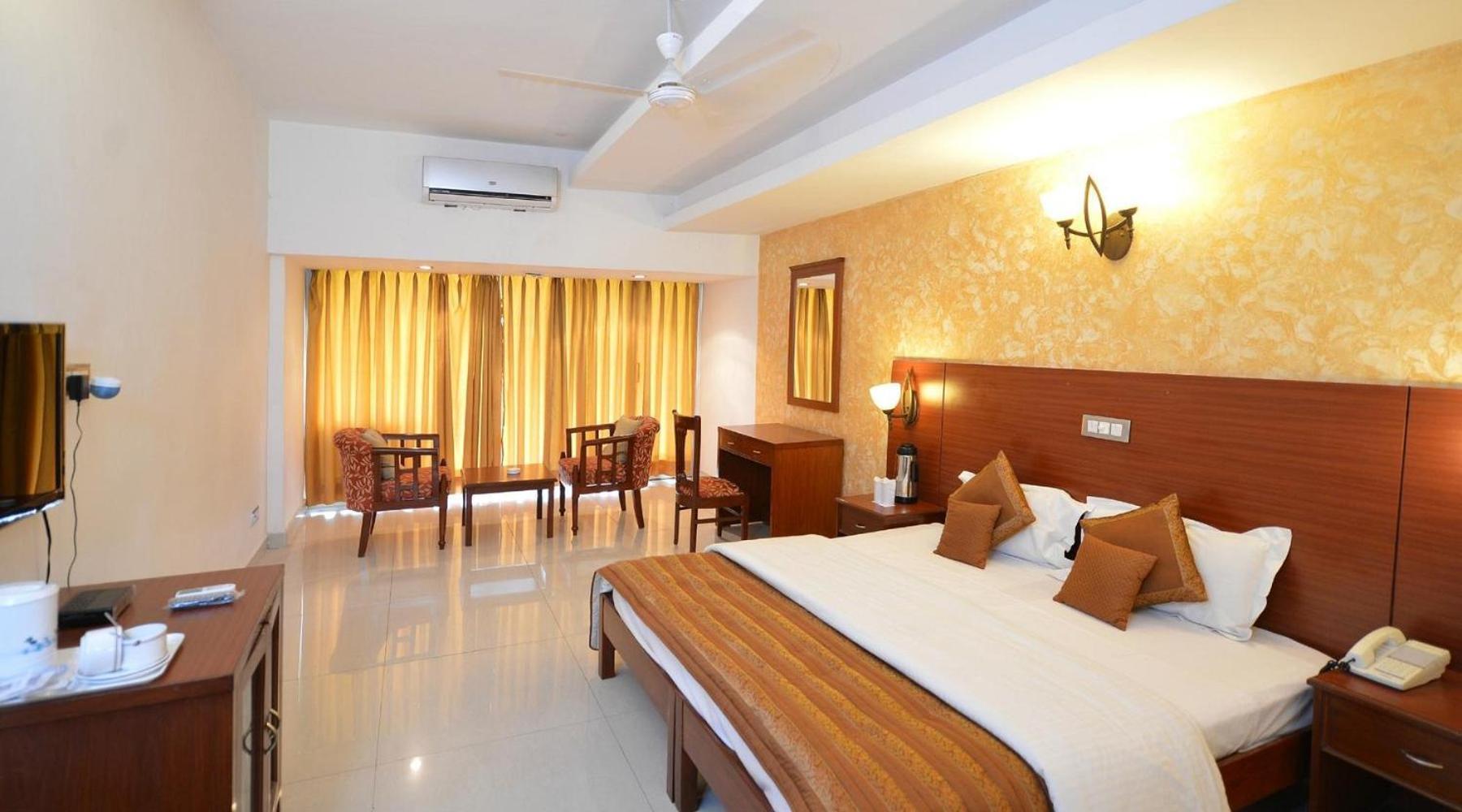 Hotel Raj Hans, Faridabad Exteriér fotografie